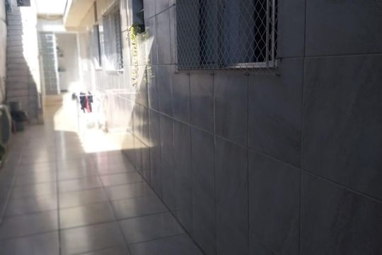 Área externa de casa à venda com 2 quartos, 100m² em Parque Savoi City, São Paulo