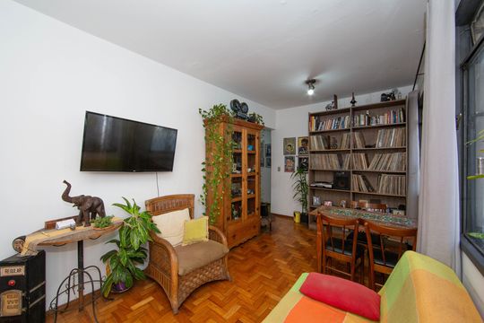 Sala de apartamento à venda com 3 quartos, 105m² em Vila Barragem Santa Lucia, Belo Horizonte
