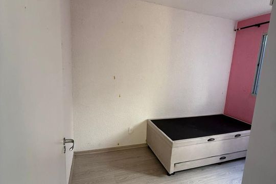 Quarto 2 de apartamento para alugar com 2 quartos, 39m² em Sarandi, Porto Alegre