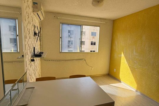 Sala de apartamento para alugar com 2 quartos, 39m² em Sarandi, Porto Alegre