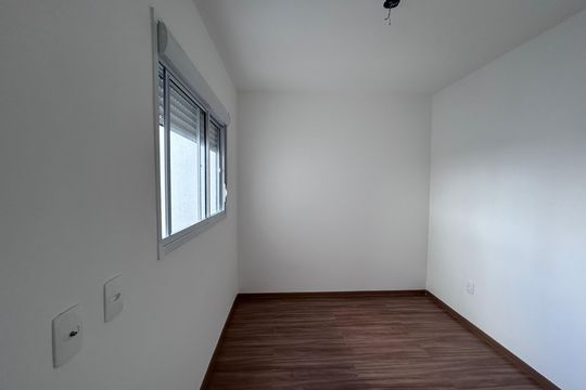Quarto 1 de apartamento para alugar com 2 quartos, 45m² em Jurubatuba, São Paulo