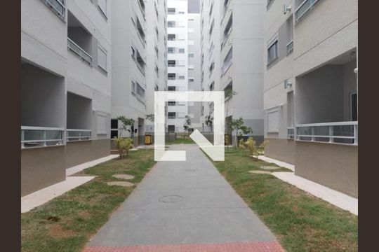 Área comum de apartamento para alugar com 2 quartos, 45m² em Jurubatuba, São Paulo