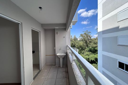 Varanda - área de serviço de apartamento para alugar com 2 quartos, 45m² em Jurubatuba, São Paulo