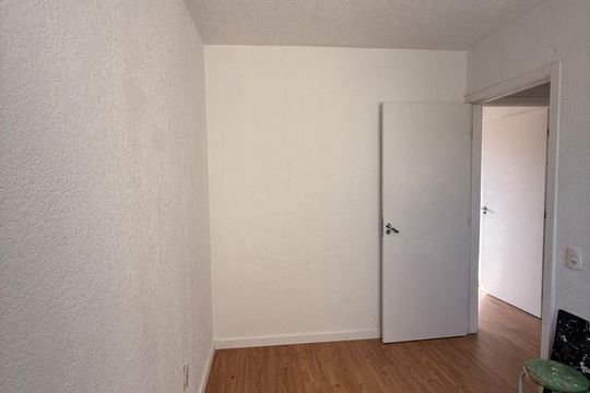 Quarto 2 de apartamento para alugar com 2 quartos, 40m² em Sarandi, Porto Alegre