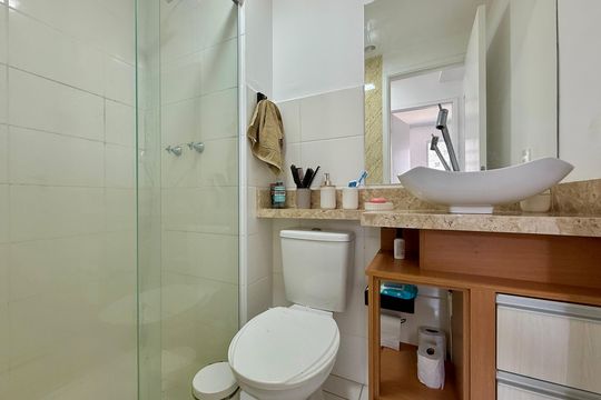 Banheiro de apartamento para alugar com 2 quartos, 35m² em Vila Baby, São Paulo