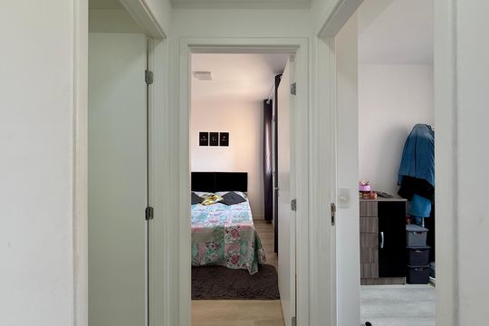 Corredor Quartos de apartamento para alugar com 2 quartos, 35m² em Vila Baby, São Paulo