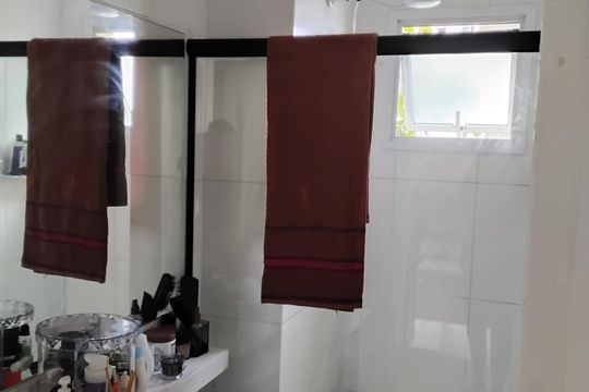Banheiro de apartamento à venda com 2 quartos, 45m² em Jardim Helena, São Paulo