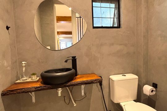 Banheiro de casa à venda com 4 quartos, 170m² em Tijuca, Rio de Janeiro