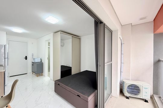 Sacada do Studio de kitnet/studio para alugar com 1 quarto, 25m² em Santo Amaro, São Paulo