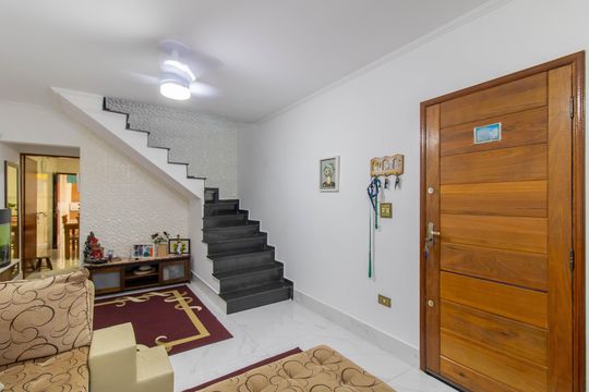 Casa para alugar com 2 quartos, 188m² em Jardim Santa Clara, Guarulhos