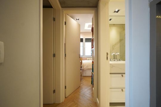 Corredor de apartamento à venda com 2 quartos, 60m² em Vila Mariana, São Paulo