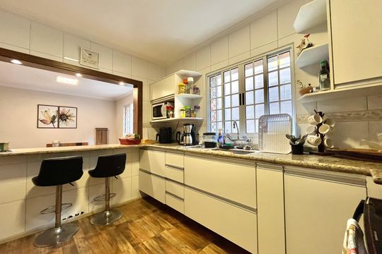 Cozinha de casa à venda com 3 quartos, 230m² em Jardim Jabaquara, São Paulo