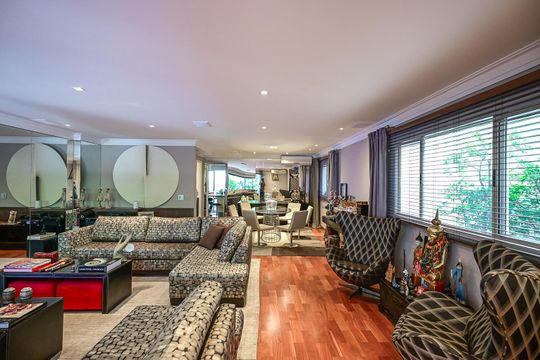 Sala de casa de condomínio para alugar com 3 quartos, 420m² em Jardim Panorama, São Paulo