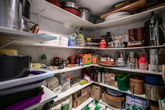 Despensa de casa de condomínio para alugar com 3 quartos, 420m² em Jardim Panorama, São Paulo
