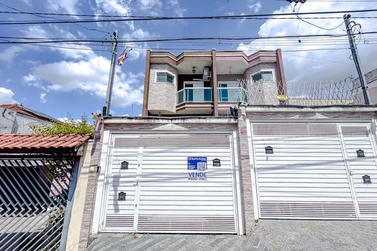 Fachada com Plaquinha de casa à venda com 3 quartos, 180m² em Vila Santa Isabel, São Paulo