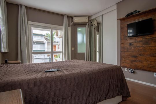 Quarto de casa à venda com 3 quartos, 216m² em Estância Velha, Canoas