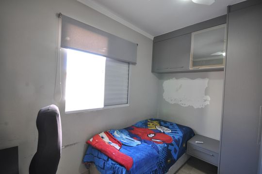 Quarto 2 de casa à venda com 3 quartos, 85m² em Vila Nivi, São Paulo