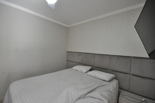 Quarto Suíte de casa à venda com 3 quartos, 85m² em Vila Nivi, São Paulo