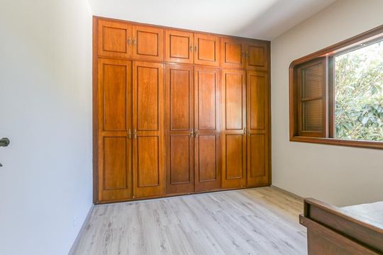 Casa à venda com 4 quartos, 275m² em Vila Mariana, São Paulo