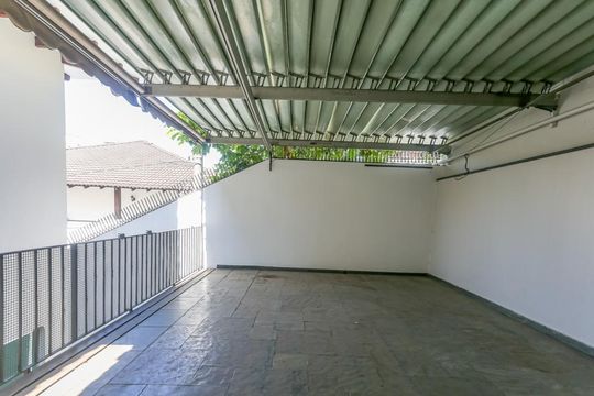 Casa à venda com 4 quartos, 275m² em Vila Mariana, São Paulo