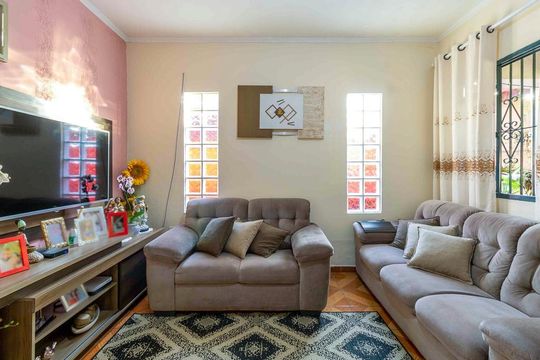 Casa à venda com 6 quartos, 240m² em Jardim Santo André, Santo André