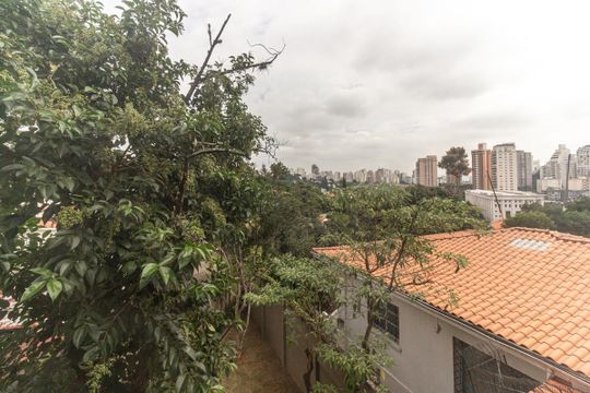 Vista da Suíte 1 de casa para alugar com 4 quartos, 550m² em Consolação, São Paulo