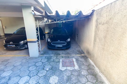 GARAGEM de apartamento à venda com 1 quarto, 64m² em Jardim Flamboyant, Campinas