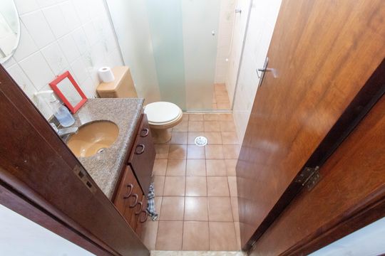 BANHEIRO de apartamento à venda com 1 quarto, 64m² em Jardim Flamboyant, Campinas