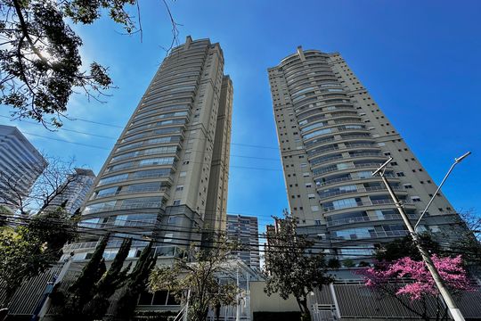 Fachada  de apartamento à venda com 2 quartos, 103m² em Vila Cruzeiro, São Paulo