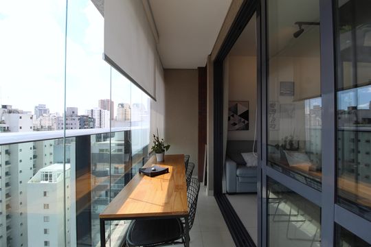 Varanda de apartamento à venda com 1 quarto, 41m² em Vila Nova Conceição, São Paulo