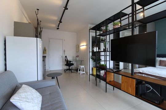 Sala/Cozinha de apartamento à venda com 1 quarto, 41m² em Vila Nova Conceição, São Paulo