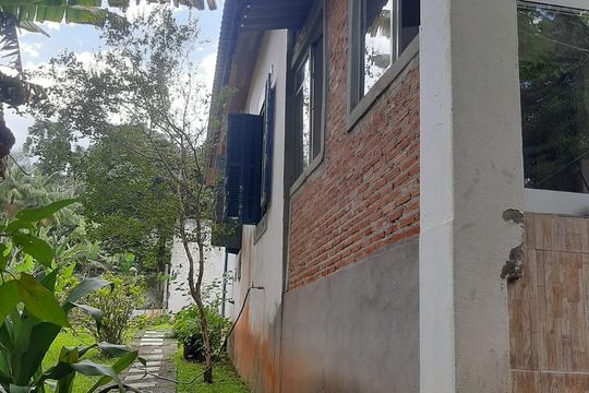 Área externa de casa para alugar com 3 quartos, 120m² em Parque Cerejeiras, Suzano
