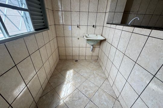Cozinha de apartamento para alugar com 2 quartos, 56m² em Taguatinga Norte, Brasília