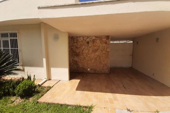 Casa à venda com 4 quartos, 127m² em Horto Florestal, Jundiaí