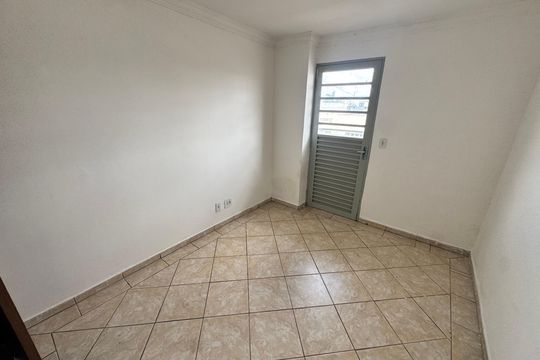 Quarto 2 de apartamento à venda com 2 quartos, 56m² em Taguatinga Norte, Brasília