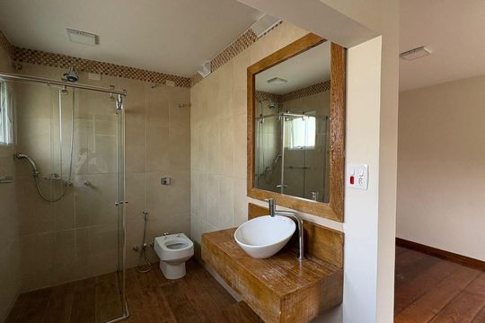 Casa à venda com 5 quartos, 380m² em Residencial Tres (Alphaville), Santana de Parnaíba