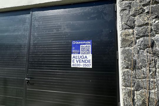 Plaquinha de casa de condomínio à venda com 3 quartos, 188m² em Vargem Pequena, Rio de Janeiro