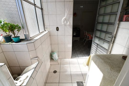 Área de Serviço de apartamento à venda com 2 quartos, 104m² em Centro, Campinas