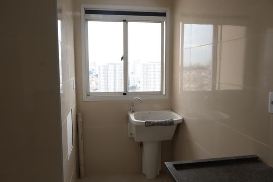 Cozinha e Área de Serviço de apartamento à venda com 2 quartos, 50m² em Vila Ema, São Paulo