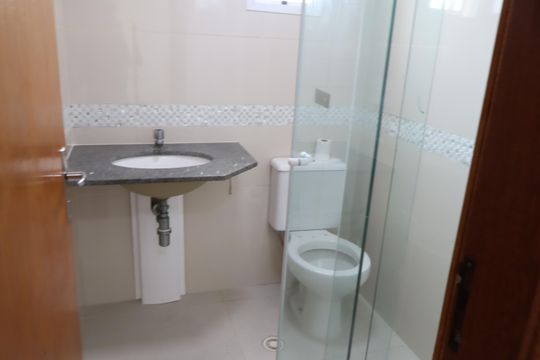 Banheiro de apartamento à venda com 2 quartos, 50m² em Vila Ema, São Paulo