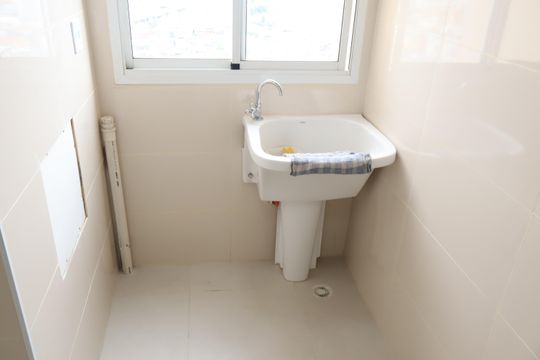 Cozinha e Área de Serviço de apartamento à venda com 2 quartos, 50m² em Vila Ema, São Paulo