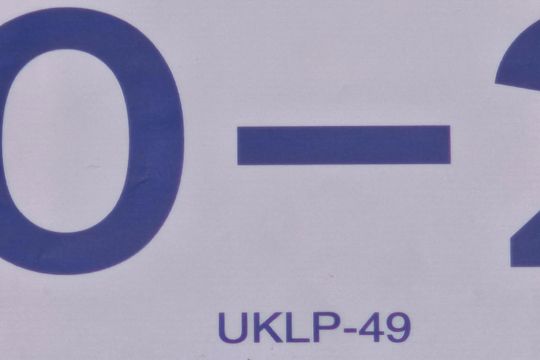 PLACA INSTALADA NA FACHADA UKLP - 49 de casa à venda com 2 quartos, 387m² em Jardim Yeda, Campinas