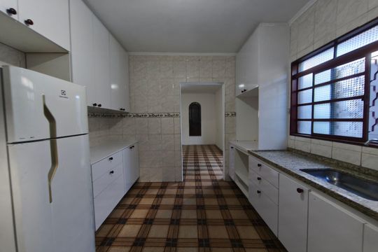 Cozinha de casa à venda com 2 quartos, 387m² em Jardim Yeda, Campinas