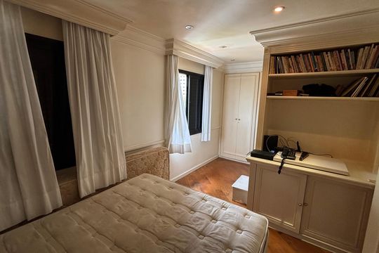 Apartamento à venda com 1 quarto, 57m² em Campo Belo, São Paulo