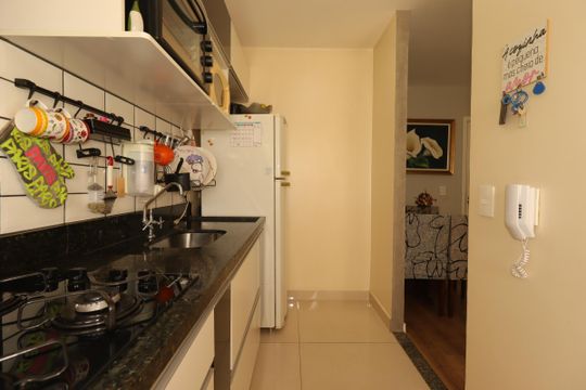 Cozinha de apartamento à venda com 2 quartos, 44m² em Jardim Utinga, Santo André