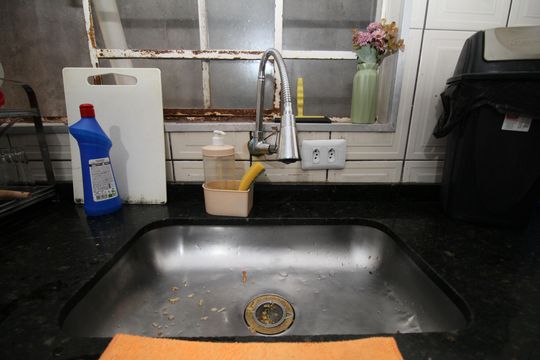 Cozinha - Torneira de casa à venda com 3 quartos, 300m² em Campo Limpo, São Paulo