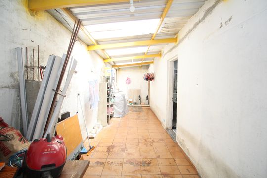 Área de Serviço de casa à venda com 3 quartos, 300m² em Campo Limpo, São Paulo