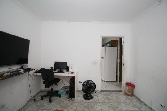 Quarto 3 de casa à venda com 3 quartos, 300m² em Campo Limpo, São Paulo