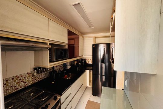 Cozinha de apartamento à venda com 2 quartos, 59m² em Centro, Osasco