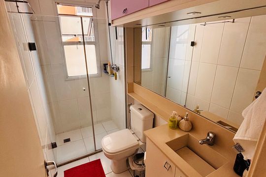Banheiro da Suíte  de apartamento à venda com 2 quartos, 59m² em Centro, Osasco